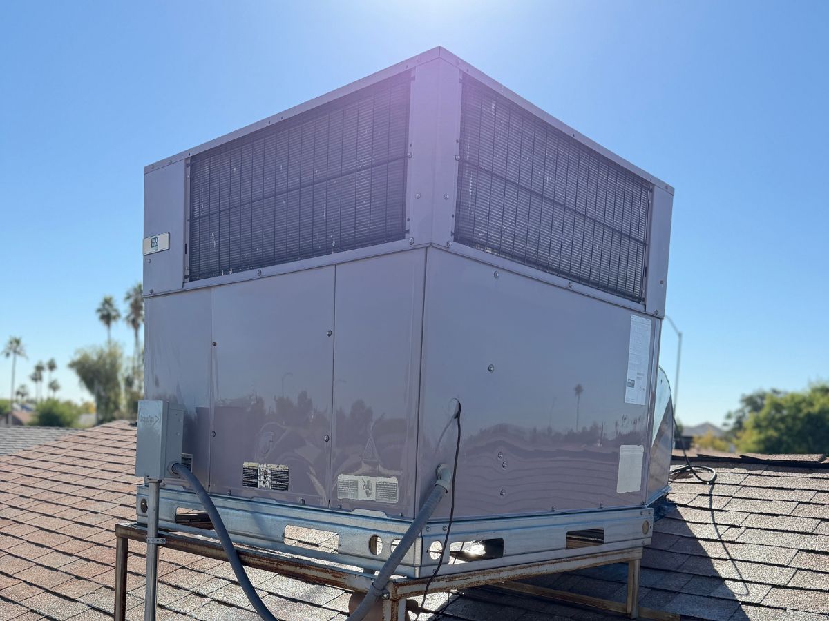 Heat pump repair service by HomeTown Air in Mesa, AZ
